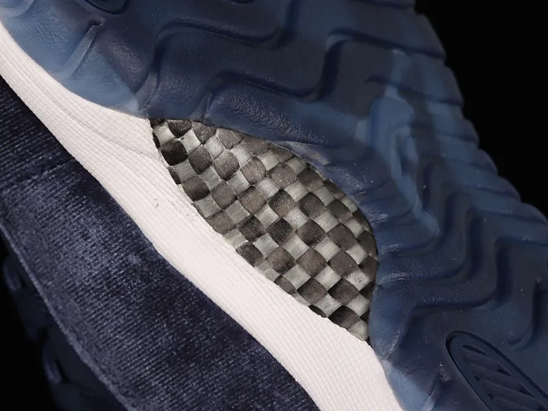 All categories Air Jordan Jordan series basketball shoes Air Jordan 11 pure original version Air Jordan 11 Velvet "Midnight Navy" AJ11 Joe 11 midnight blue AR0715-441
